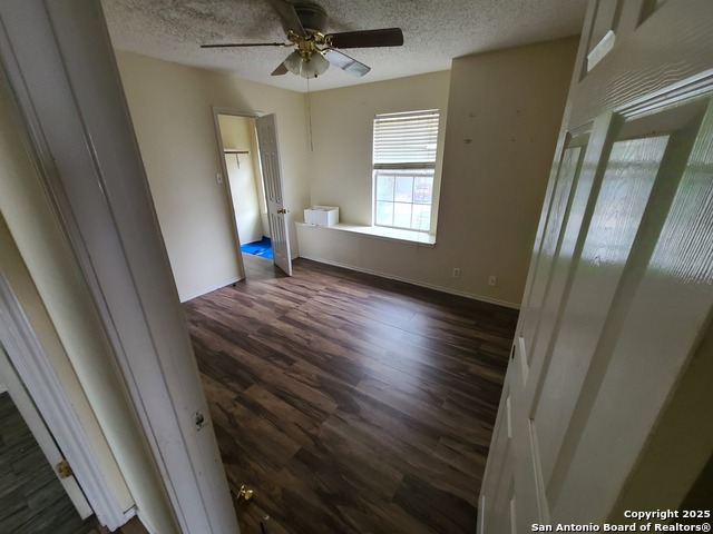 Listing photo id 15 for 8607 Silver Quail