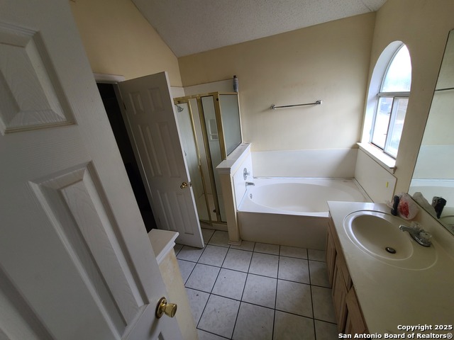 Listing photo id 17 for 8607 Silver Quail