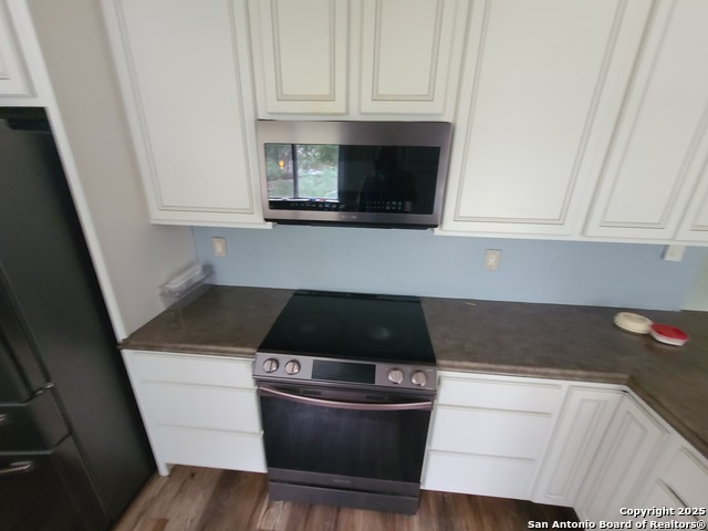 Listing photo id 7 for 8607 Silver Quail