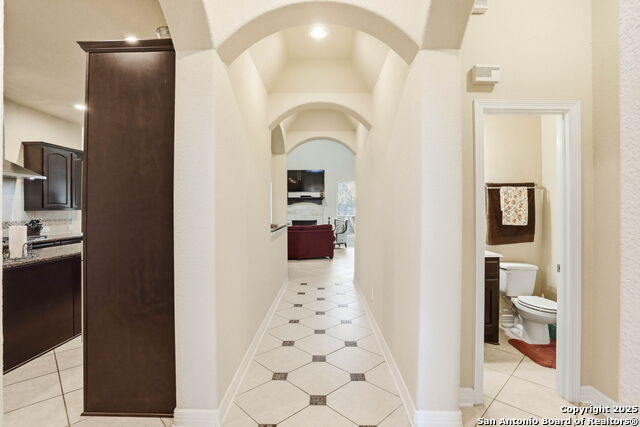 Listing photo id 9 for 113 Misty Dawn