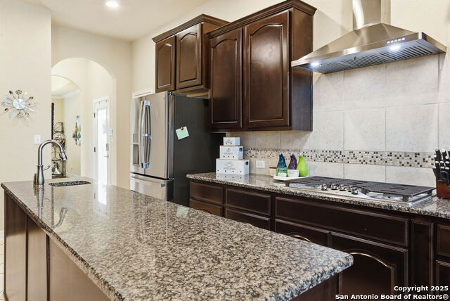 Listing photo id 12 for 113 Misty Dawn