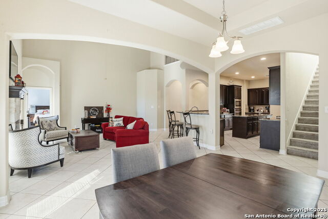 Listing photo id 15 for 113 Misty Dawn