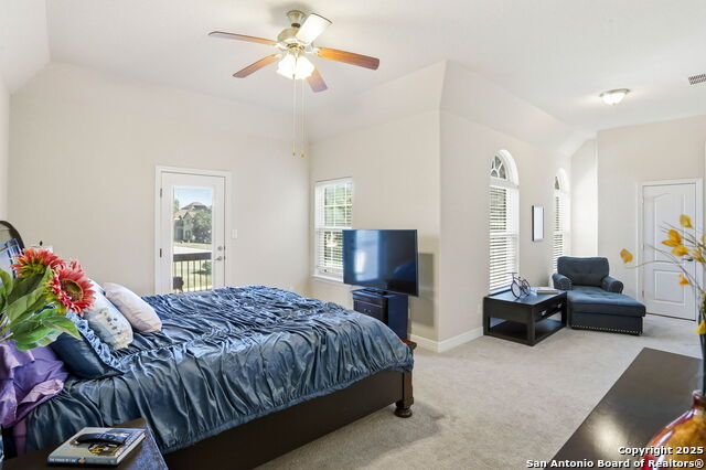 Listing photo id 25 for 113 Misty Dawn