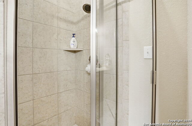 Listing photo id 32 for 113 Misty Dawn