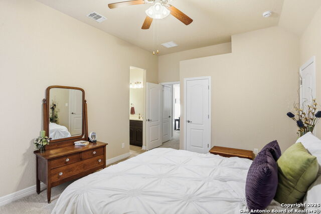 Listing photo id 34 for 113 Misty Dawn