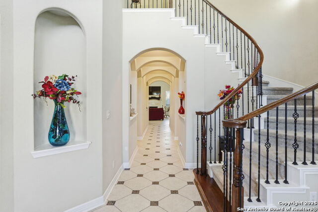 Listing photo id 4 for 113 Misty Dawn