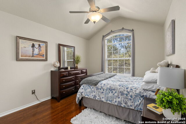 Listing photo id 28 for 26111 Starling Hill