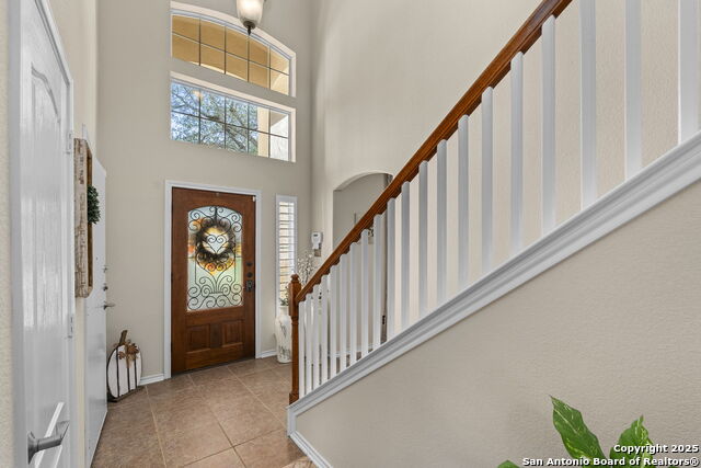 Listing photo id 2 for 26111 Starling Hill
