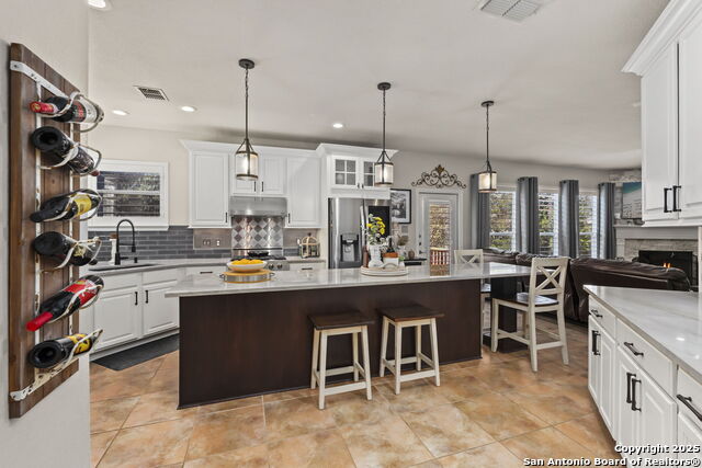 Listing photo id 7 for 26111 Starling Hill