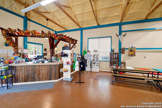 Listing photo id 20 for 1877 County Road 4713