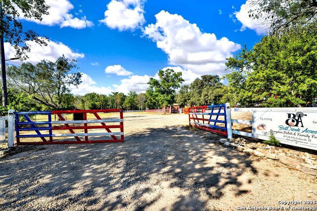 Listing photo id 21 for 1877 County Road 4713