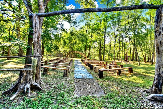 Listing photo id 25 for 1877 County Road 4713