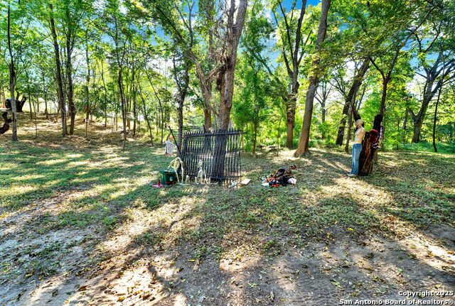 Listing photo id 30 for 1877 County Road 4713