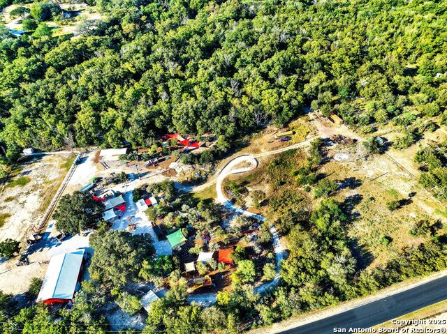 Listing photo id 42 for 1877 County Road 4713