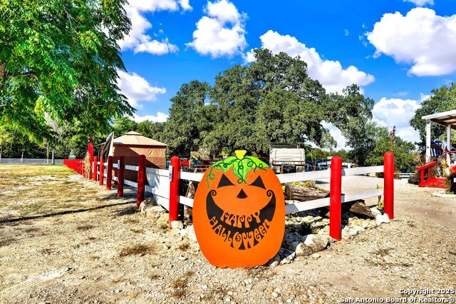 Listing photo id 6 for 1877 County Road 4713