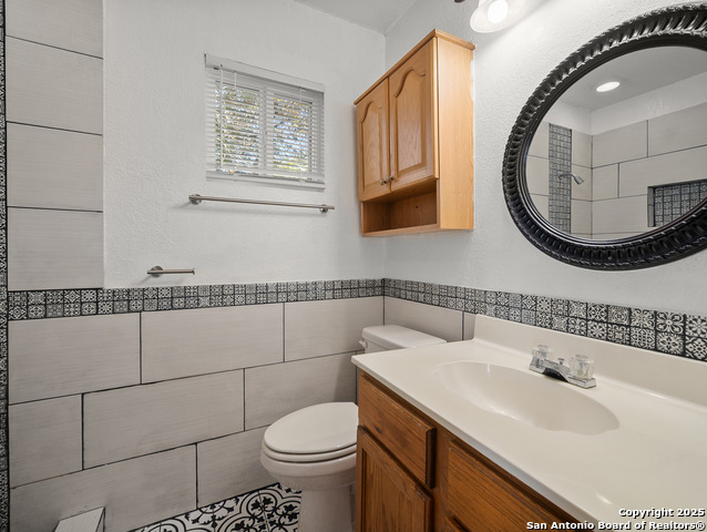 Listing photo id 31 for 4007 Meadowlark