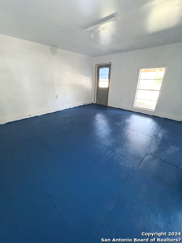 Image 12 of 21 For 406 Camp S