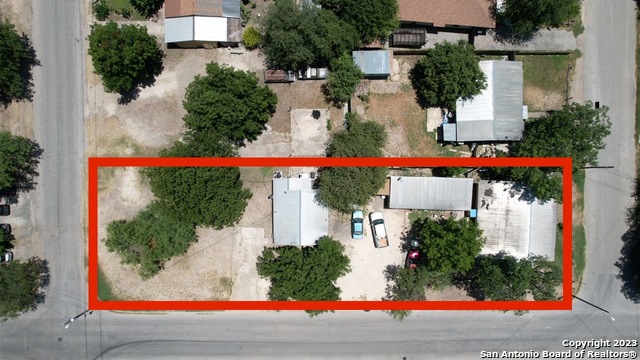 Image 2 of 21 For 406 Camp S