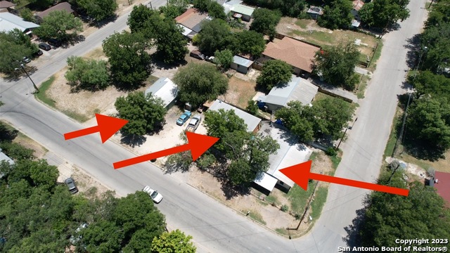 Image 4 of 21 For 406 Camp S