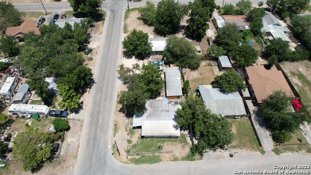 Image 9 of 21 For 406 Camp S