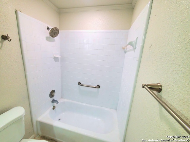 Listing photo id 21 for 6206 Mesa Verde St