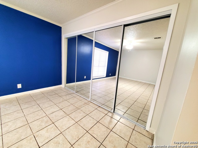 Listing photo id 32 for 6206 Mesa Verde St