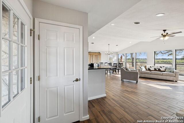 Image 12 of 142 For 7970 Us Highway 87