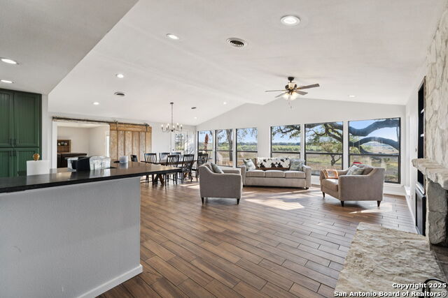 Image 15 of 142 For 7970 Us Highway 87