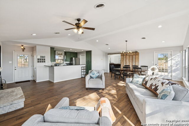 Image 26 of 142 For 7970 Us Highway 87