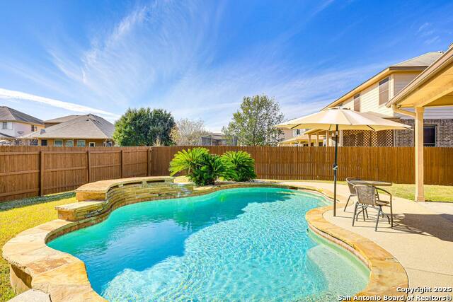 Image 10 of 11 For 317 Sea Headrig