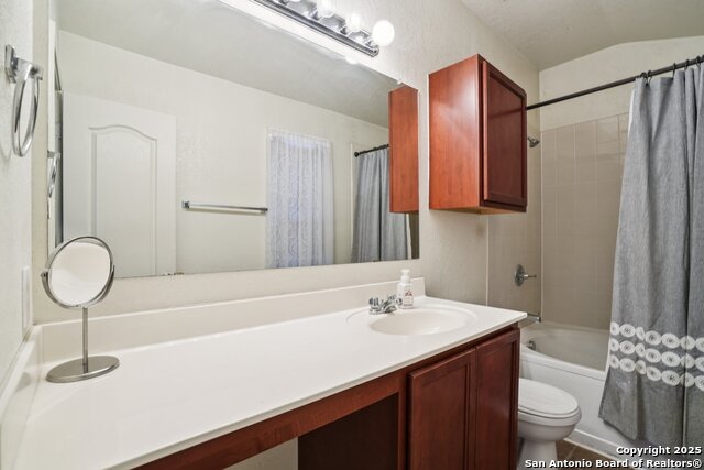 Image 17 of 27 For 4714 Dapple Dr