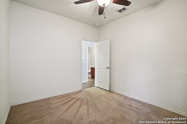 Image 20 of 27 For 4714 Dapple Dr