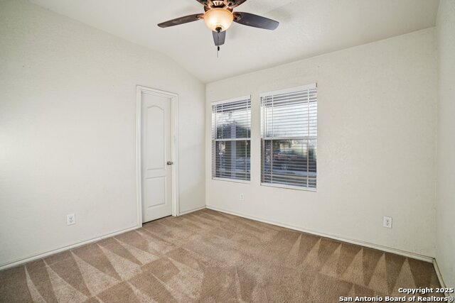 Image 22 of 27 For 4714 Dapple Dr