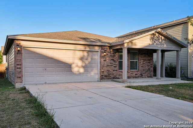 Image 3 of 27 For 4714 Dapple Dr