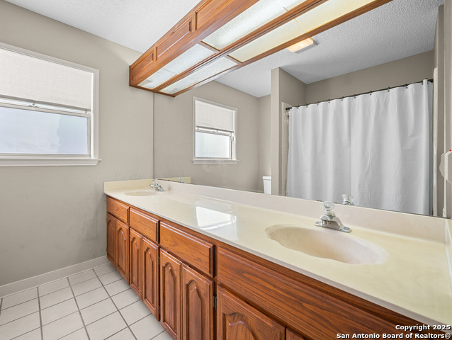 Listing photo id 15 for 126 Boardwalk Dr