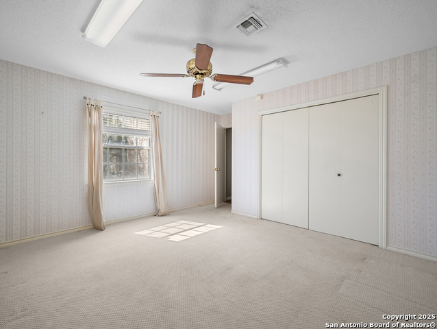 Listing photo id 17 for 126 Boardwalk Dr