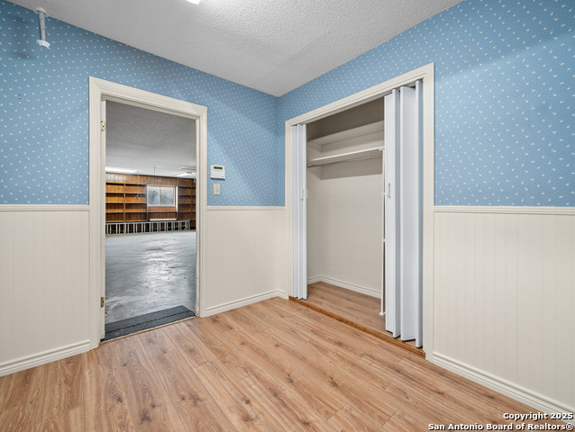 Listing photo id 22 for 126 Boardwalk Dr