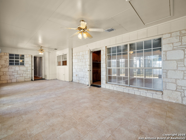 Listing photo id 24 for 126 Boardwalk Dr