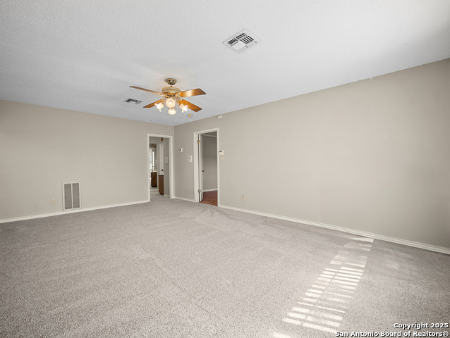 Listing photo id 27 for 126 Boardwalk Dr