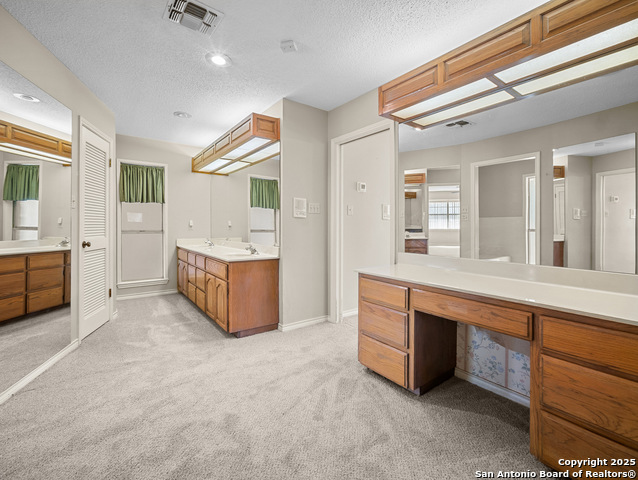 Listing photo id 28 for 126 Boardwalk Dr