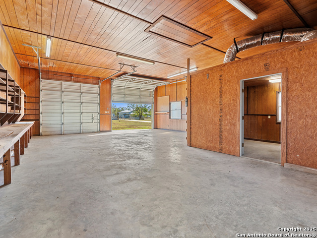 Listing photo id 37 for 126 Boardwalk Dr