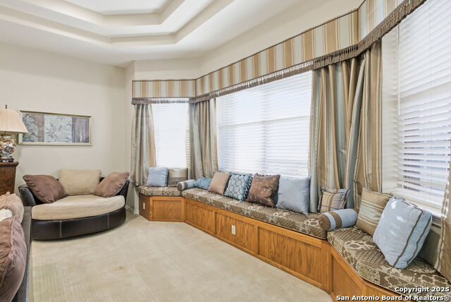 Listing photo id 13 for 212 Sunbelt Loop E