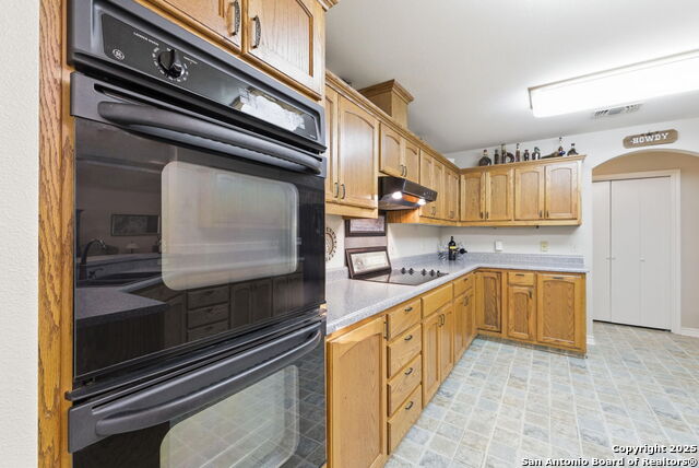 Listing photo id 18 for 212 Sunbelt Loop E