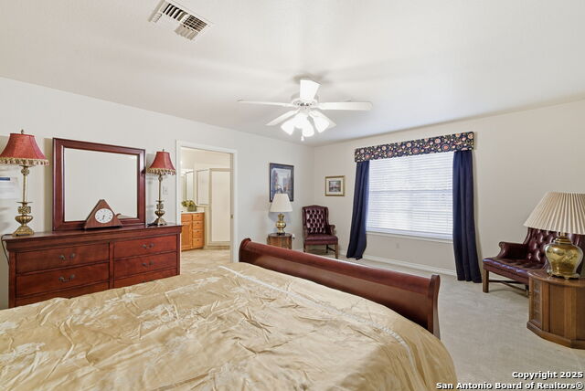 Listing photo id 35 for 212 Sunbelt Loop E