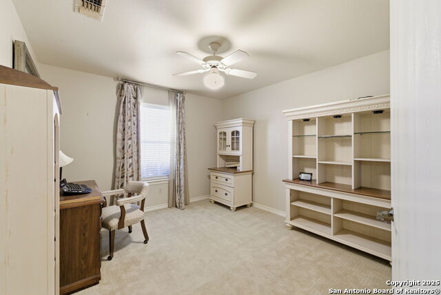 Listing photo id 39 for 212 Sunbelt Loop E