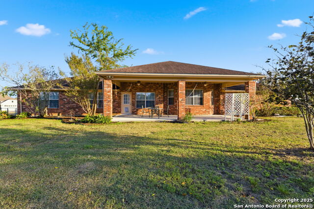 Listing photo id 43 for 212 Sunbelt Loop E