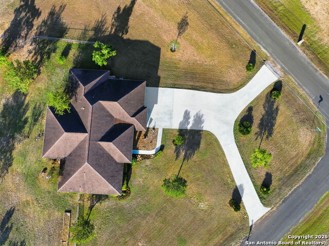 Listing photo id 59 for 212 Sunbelt Loop E