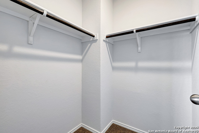 Image 18 of 25 For 5867 Kendall Pr