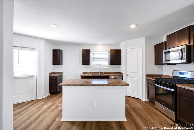 Image 8 of 25 For 5867 Kendall Pr