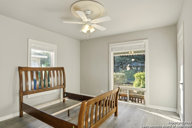 Image 11 of 16 For 551 Mayfield E